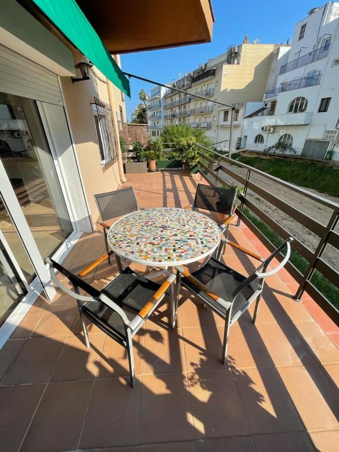Piso A 150 Mts De La Playa Con Espectacular Terraza Y Wifi Apartment Tossa de Mar Bagian luar foto
